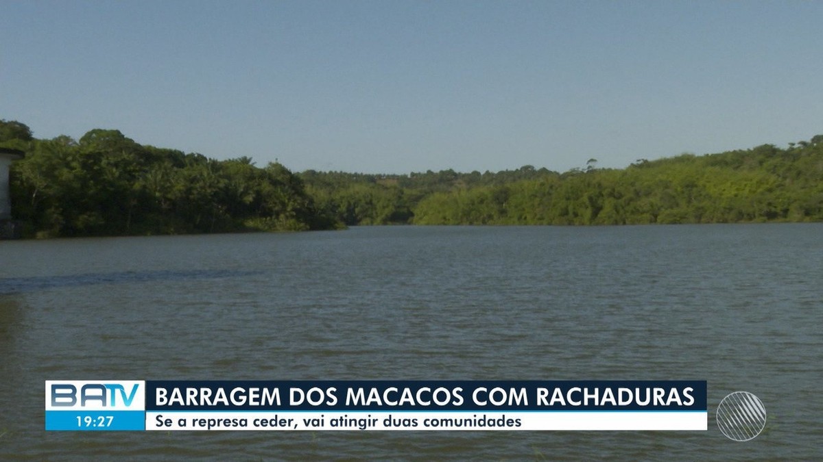 Com Cerca De 14 Metros De Rachadura, Barragem Do Rio Dos Macacos Na Ba 