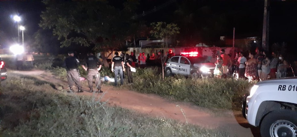 Crime aconteceu no bairro Santa Delmira, em Mossoró — Foto: Hugo Andrade/Inter TV Costa Branca