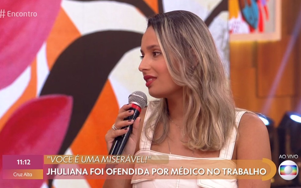 Jhuliana participou do 'Encontro com Fátima Bernardes' — Foto: TV Globo