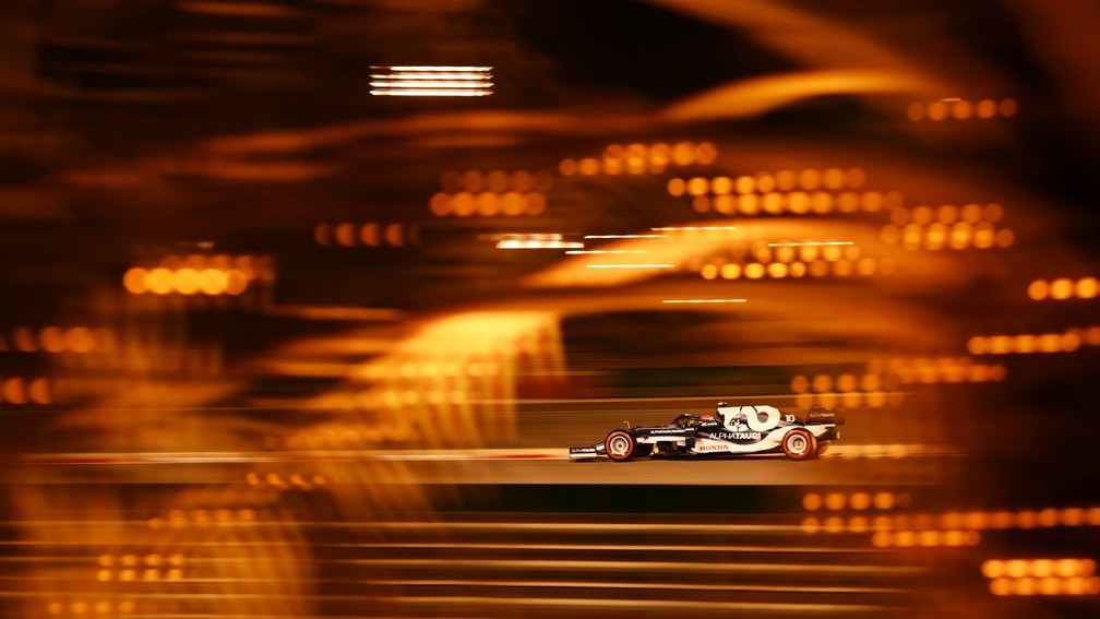 Pierre Gasly larga em quinto com a AlphaTauri: francês segue sendo um dos destaques da F1 — Foto: Clive Mason/F1 via Getty Images