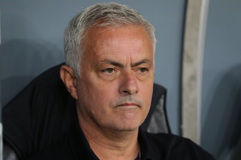 José Mourinho tem dois títulos de Liga dos Campeões no currículo — Foto: Getty Images