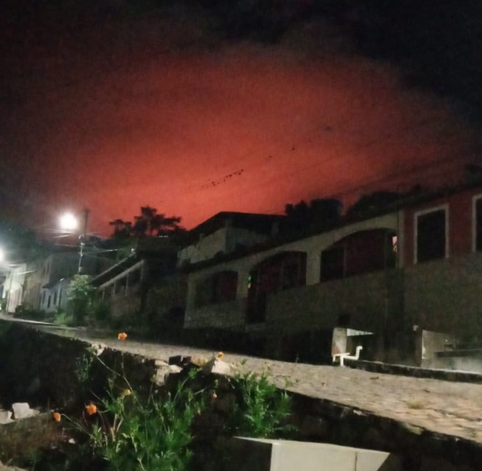 Técnicos do ICMBio recebem alerta de incêndio no Parque Nacional da Chapada Diamantina — Foto: Arquivo Pessoal