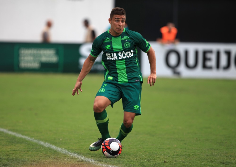 Mais experiente, lateral fala sobre 2018: 