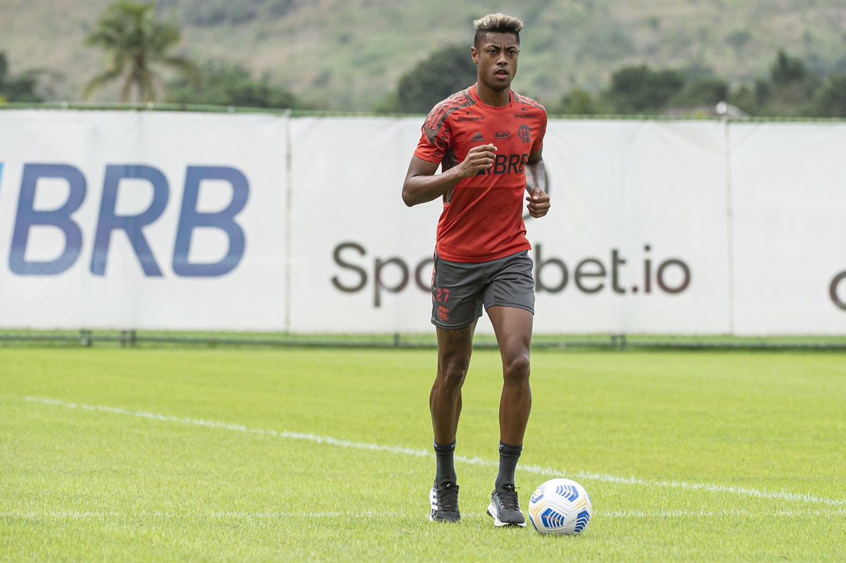 Exame aponta lesão na coxa esquerda de Bruno Henrique, do Flamengo