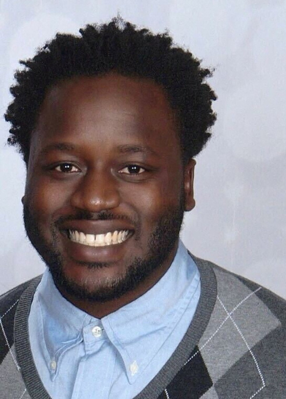 O queniano Irvo Otieno, que mudou com a família para os EUA aos 4 anos, em foto de arquivo pessoal sem data divulgada após sua morte — Foto: Ben Crump Law/Divulgação via Reuters