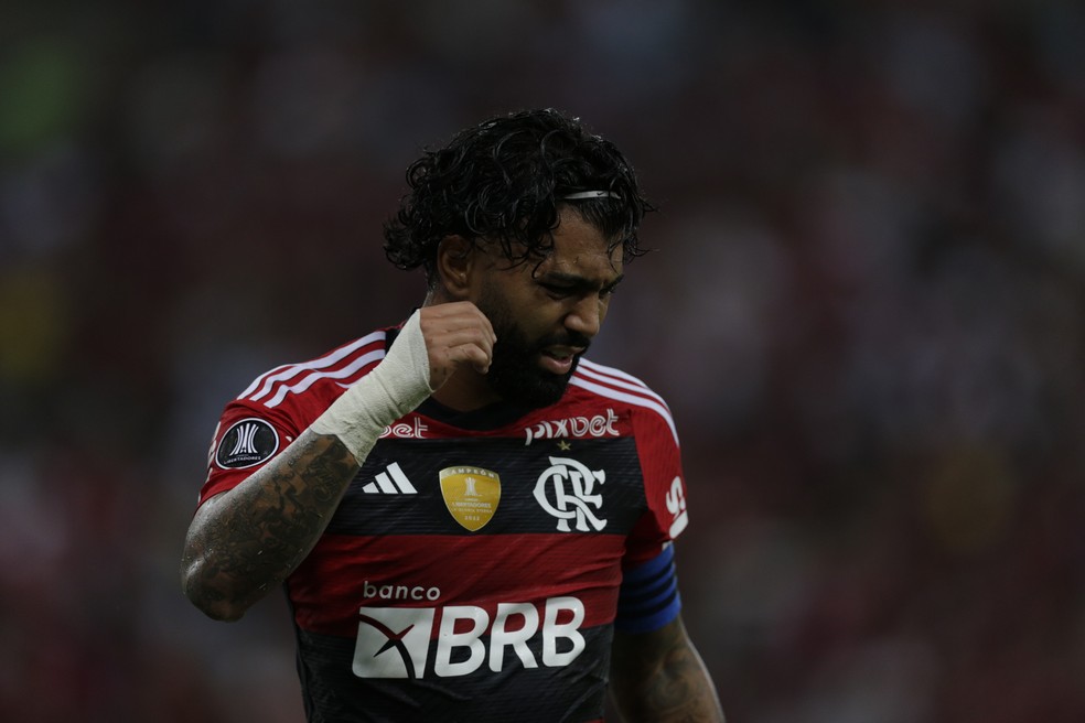 Gabigol fez uma partida pouco inspirada no Maracanã — Foto: Alexandre Cassiano