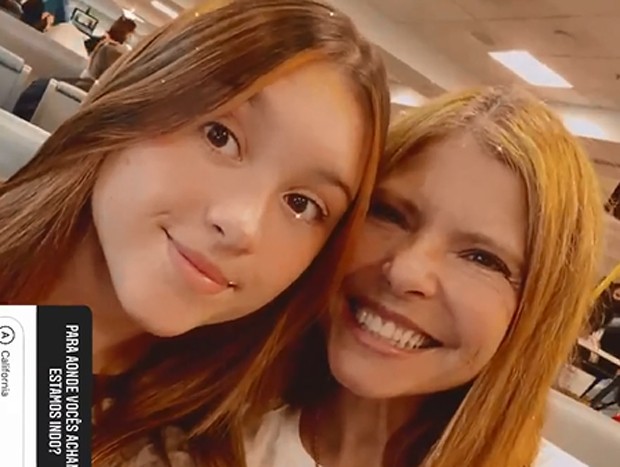 Sofia Liberato, uma das gêmeas de Gugu Liberato, viaja com a mãe, Rose Miriam (Foto: Reprodução/Instagram)
