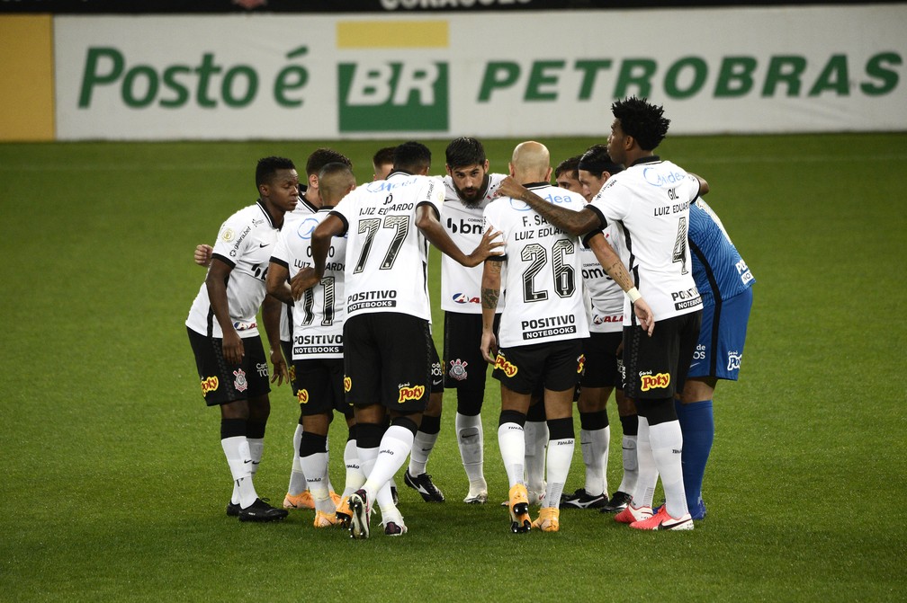 Atuações do Corinthians: Cazares dá duas assistências, e Gabriel vai bem em vitória sobre o Goiás