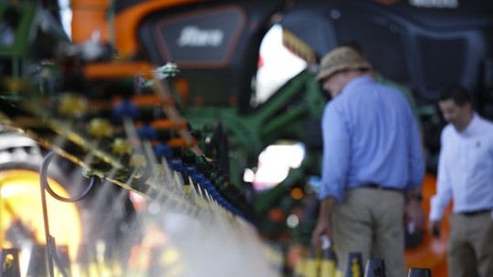 Falta de crédito pode limitar vendas de máquinas agrícolas no 1º semestre