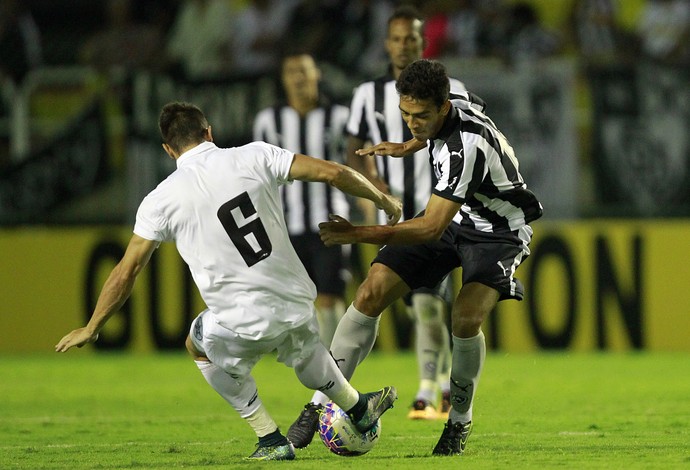 Lucas Zen, Botafogo (Foto: Vitor Silva/SSPress/Botafogo) Lucas Zen, Botafogo (Foto: Vitor Silva/SSPress/Botafogo)