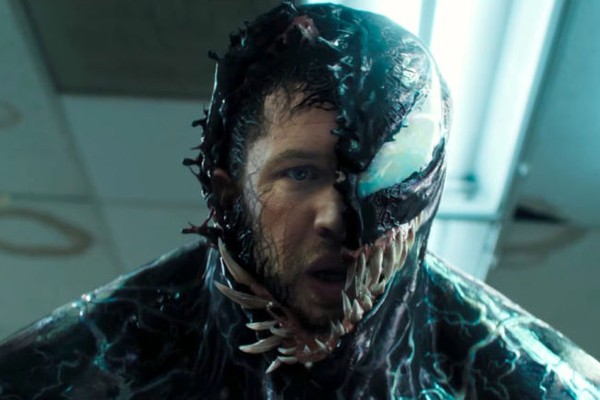 O ator Tom Hardy em cena de Venom (2018) (Foto: Reprodução)