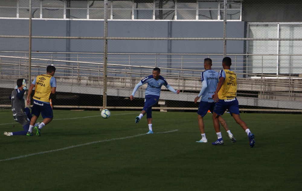 Grêmio x Athletico: Renato encaminha time reserva para o confronto
