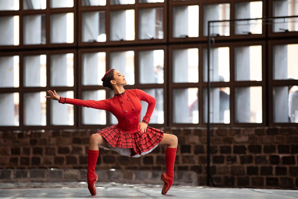 Podem participar escolas, academias, grupos independentes, bailarinos e artistas em geral. — Foto: Cayo Vieira