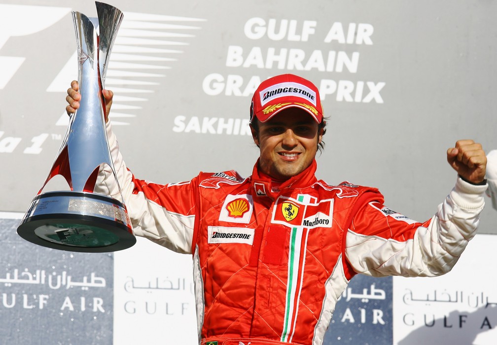 Felipe Massa comemora vitória no Bahrein em 2007 — Foto: Getty Images