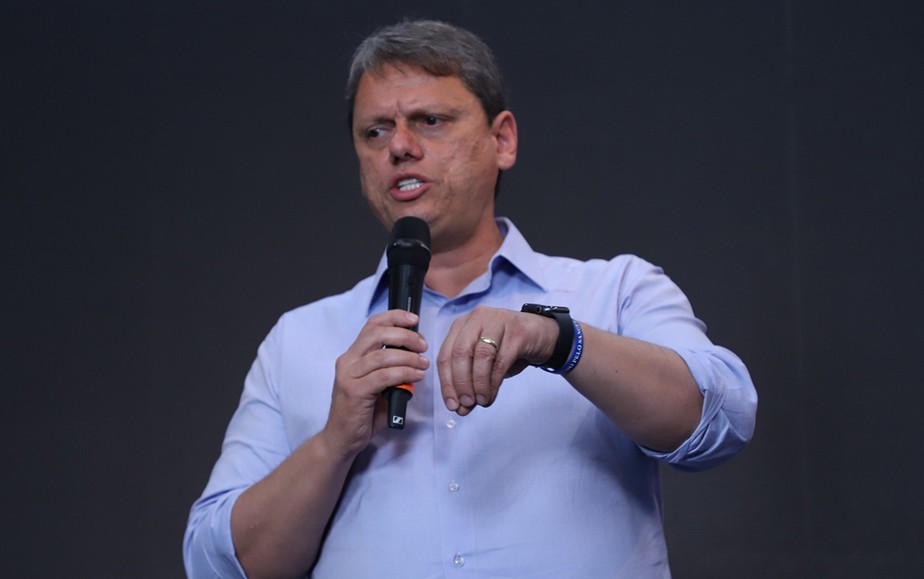 Tarcísio não participará de reunião entre Lula e governadores após atos ...