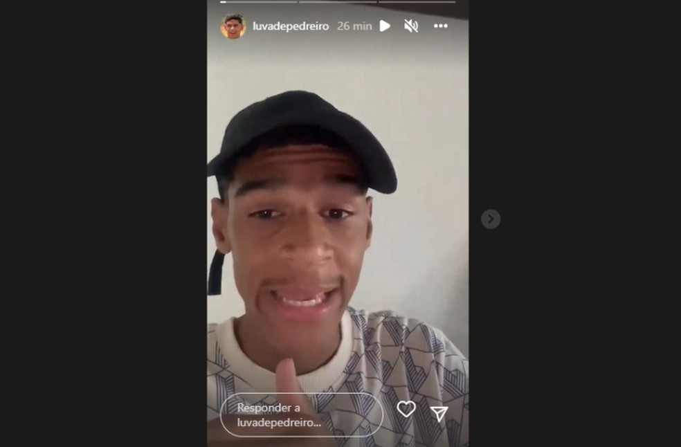 Luva de Pedreiro diz que teve conta do WhatsApp hackeada — Foto: Reprodução/Redes Sociais