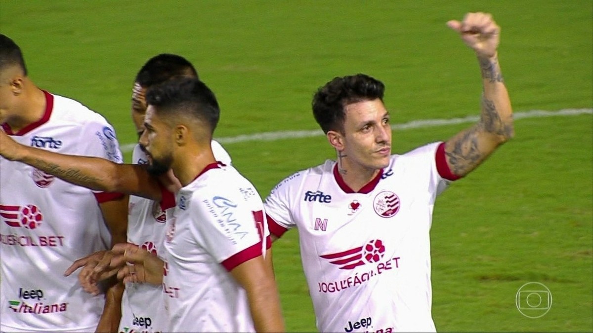 Cinco pontos acima do Coritiba, Náutico tem sequência ...
