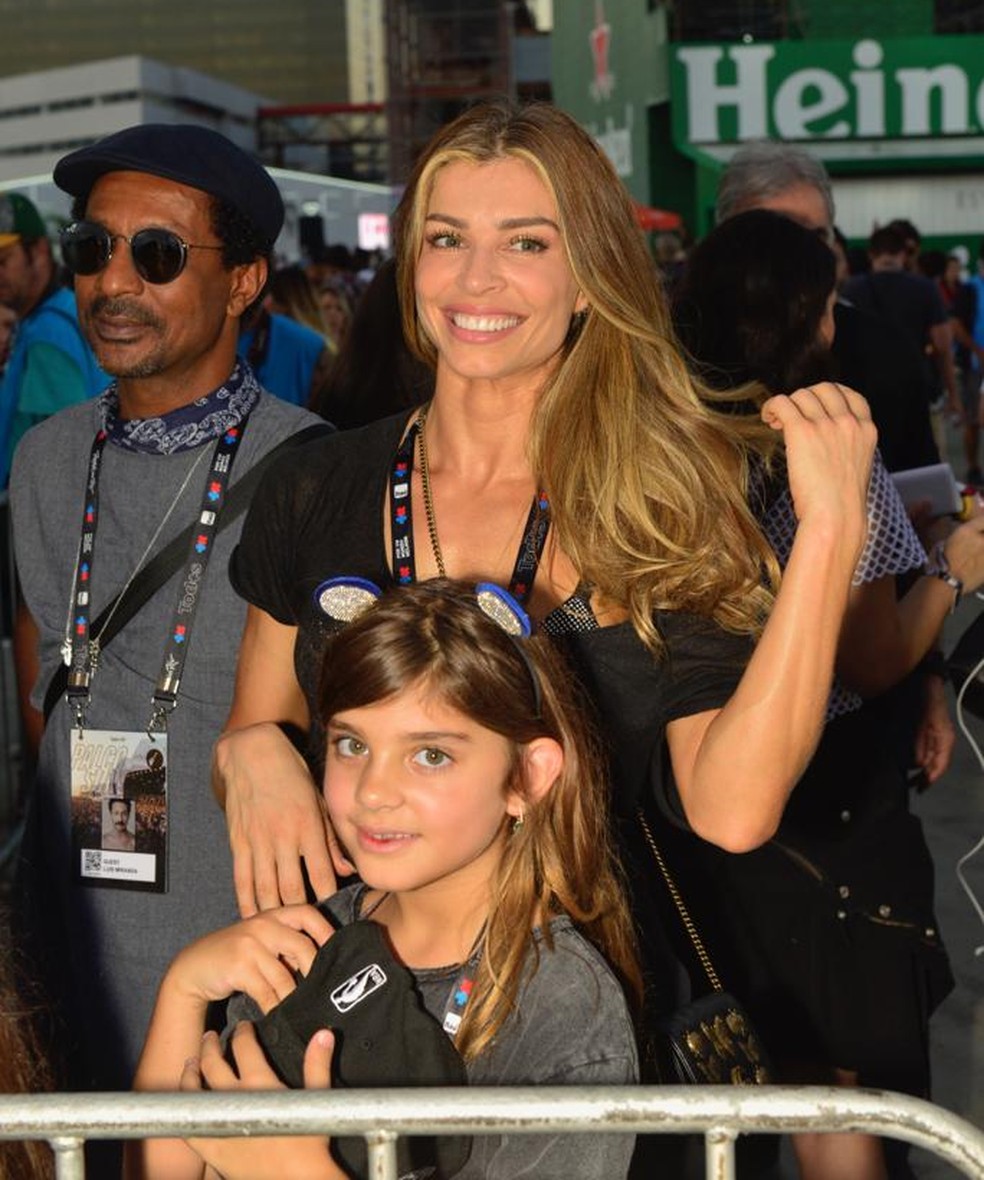 Grazi Massafera E Ingrid Guimaraes Levam Filhas Ao Show Da Anitta Rock In Rio Gshow