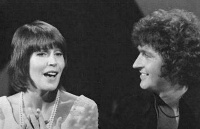 Reddy & Davis no "The Mac Davis Show" nos anos 70 (Foto: Reprodução)
