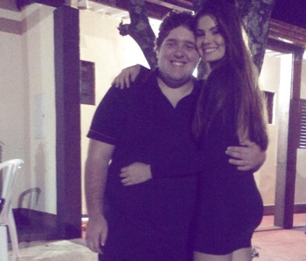 Felipe Hintze e Camila Queiroz (Foto: Reprodução/Instagram)
