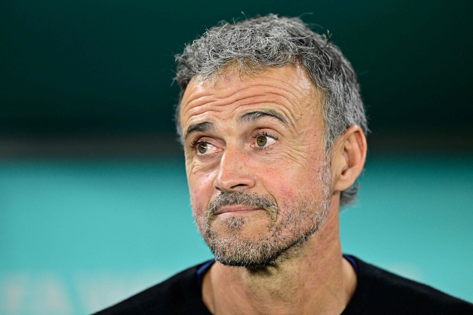 Polêmico treinador espanhol será desligado do cargo em breve, de acordo com rádio espanhola