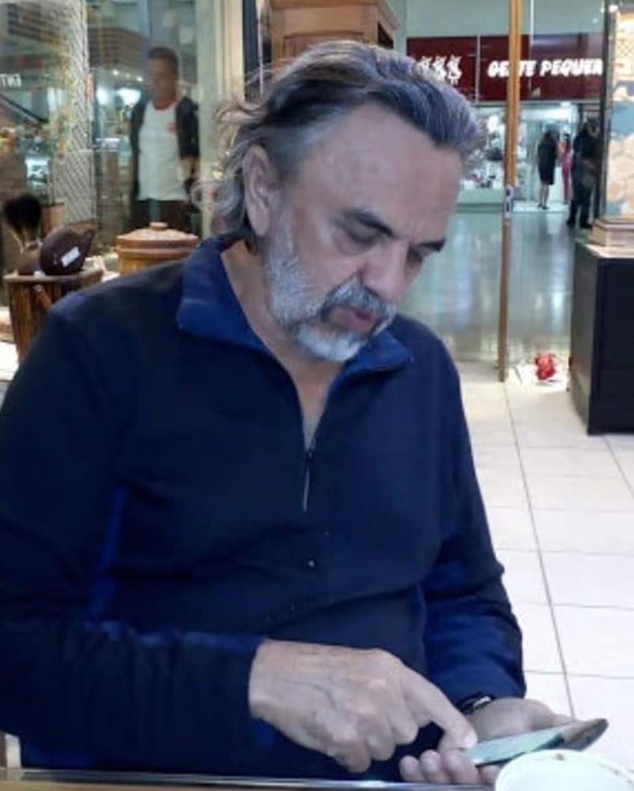 O ator José Dumont foi preso por armazenar pornografia infantil