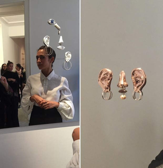 Special effects: Delfina's display seemed to move across the mirror by itself & Ear and nose rings for Delfina Delettrez's S/S 2016 collection (Foto: Suzy Menkes Instagram)