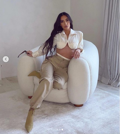 A socialite Kim Kardashian (Foto: Instagram)