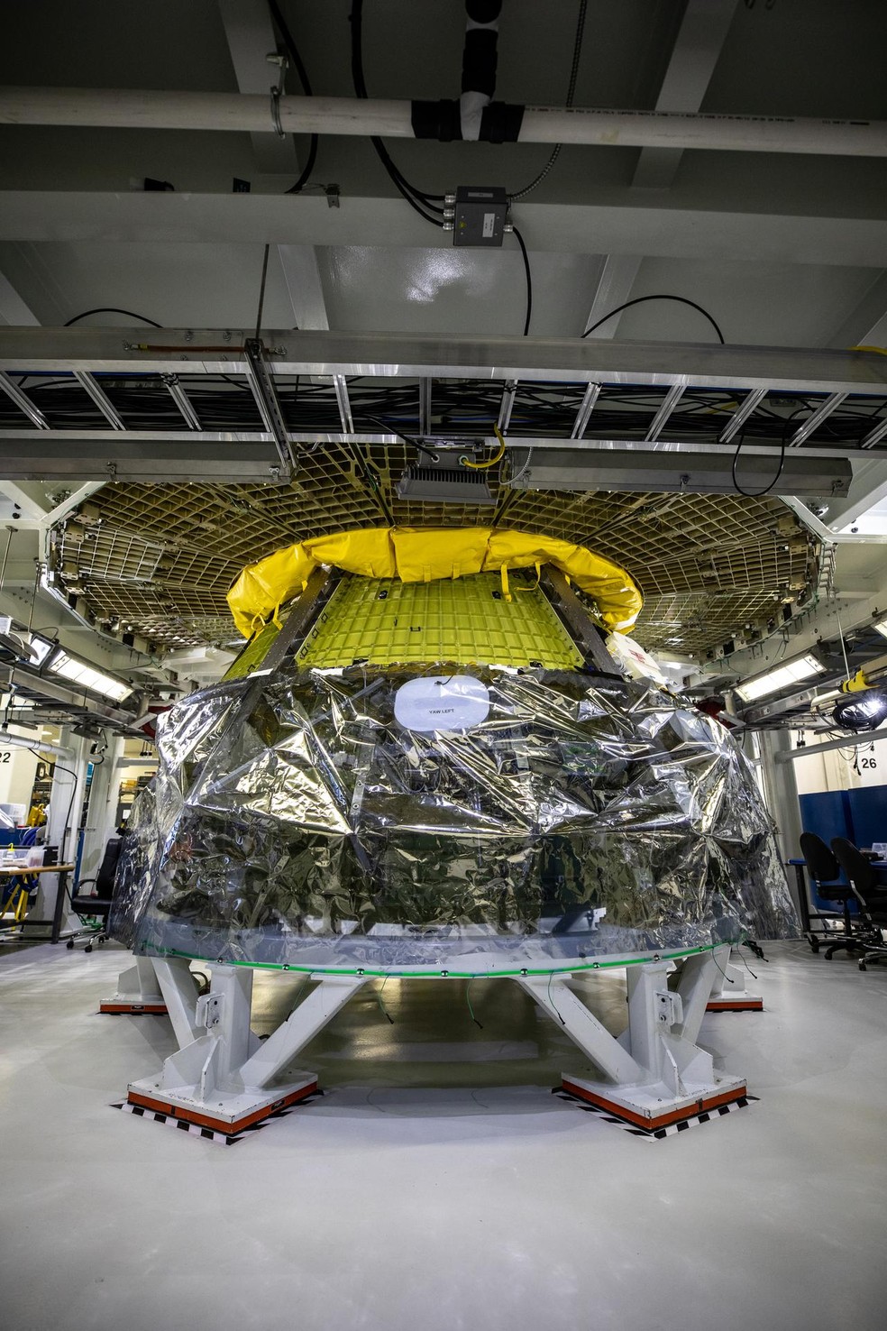 M�dulo da tripula��o da miss�o Artemis II sendo constru�do em 2021 � Foto: NASA/Kim Shiflett