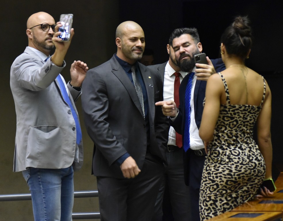 Daniel Silveira no plenário da Câmara nesta quarta-feira (30). — Foto: Zeca Ribeiro/Câmara dos Deputados
