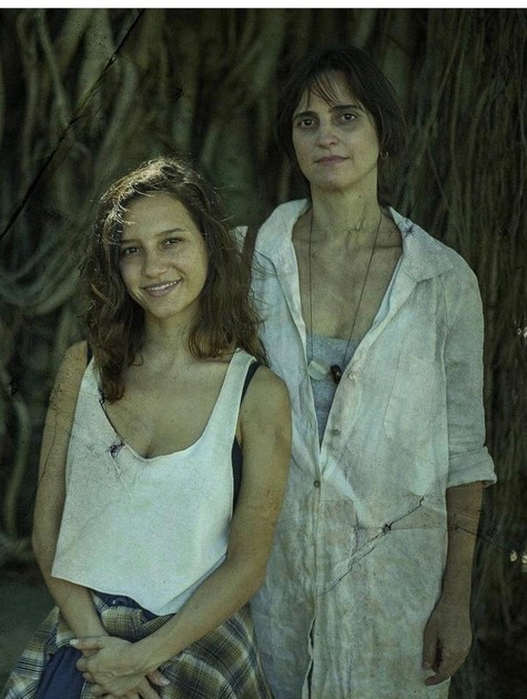 Lorena Comparato e Kika Kalache em 'Lacuna' (Foto: Divulgação)