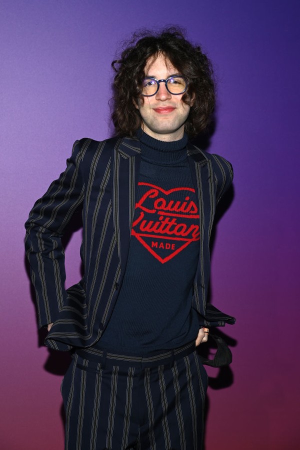 PARIS, FRANCE - JANUARY 20: Lucas Jagger attends the Louis Vuitton Fall/Winter 2022/2023 show as part of Paris Fashion Week on January 20, 2022 in Paris, France. (Photo by Pascal Le Segretain/Getty Images For Louis Vuitton ) (Foto: Getty Images For Louis Vuitton)