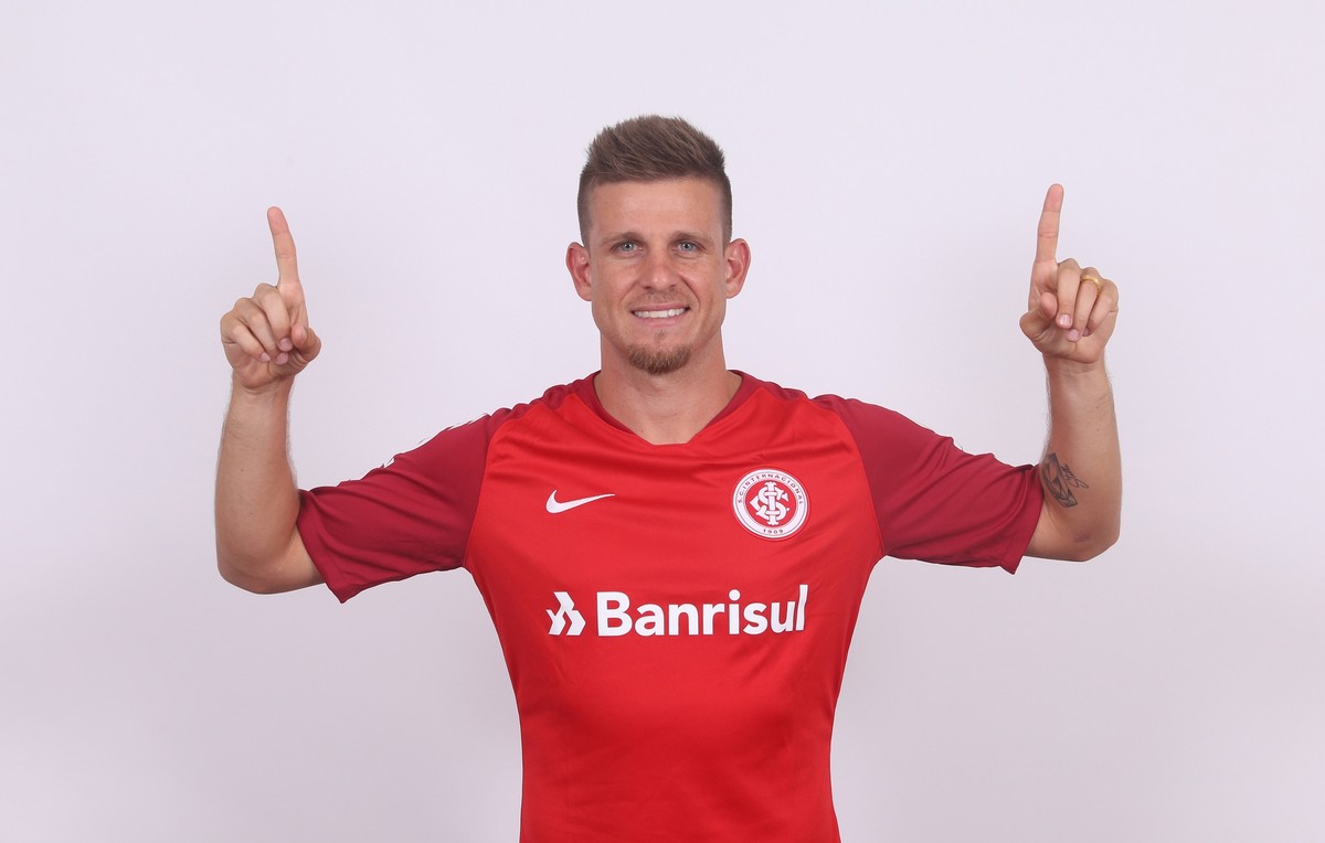 Inter oficializa contratação de Matheus Galdezani até o fim do ano