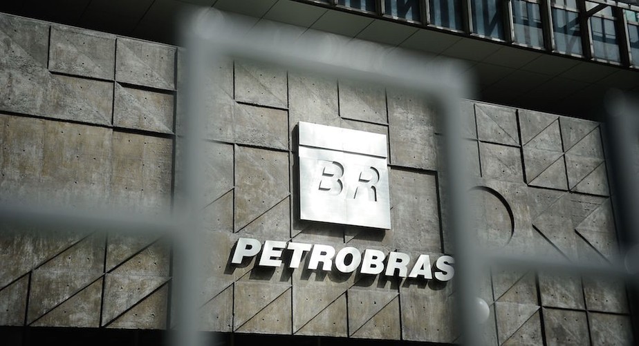 Regime de preços da Petrobras entrou em discussão com a troca de governo