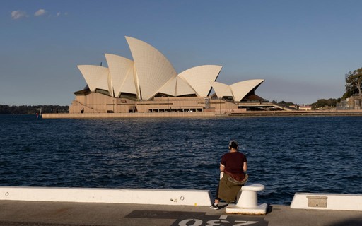 Australiano inventa doença terminal em avô para escapar de lockdown - Época