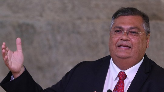 Dino anuncia R$ 100 milhões para conter crise de segurança no Rio Grande do Norte