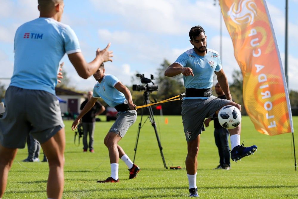 Fla prepara nova investida por Dourado; agente conversará com Flu