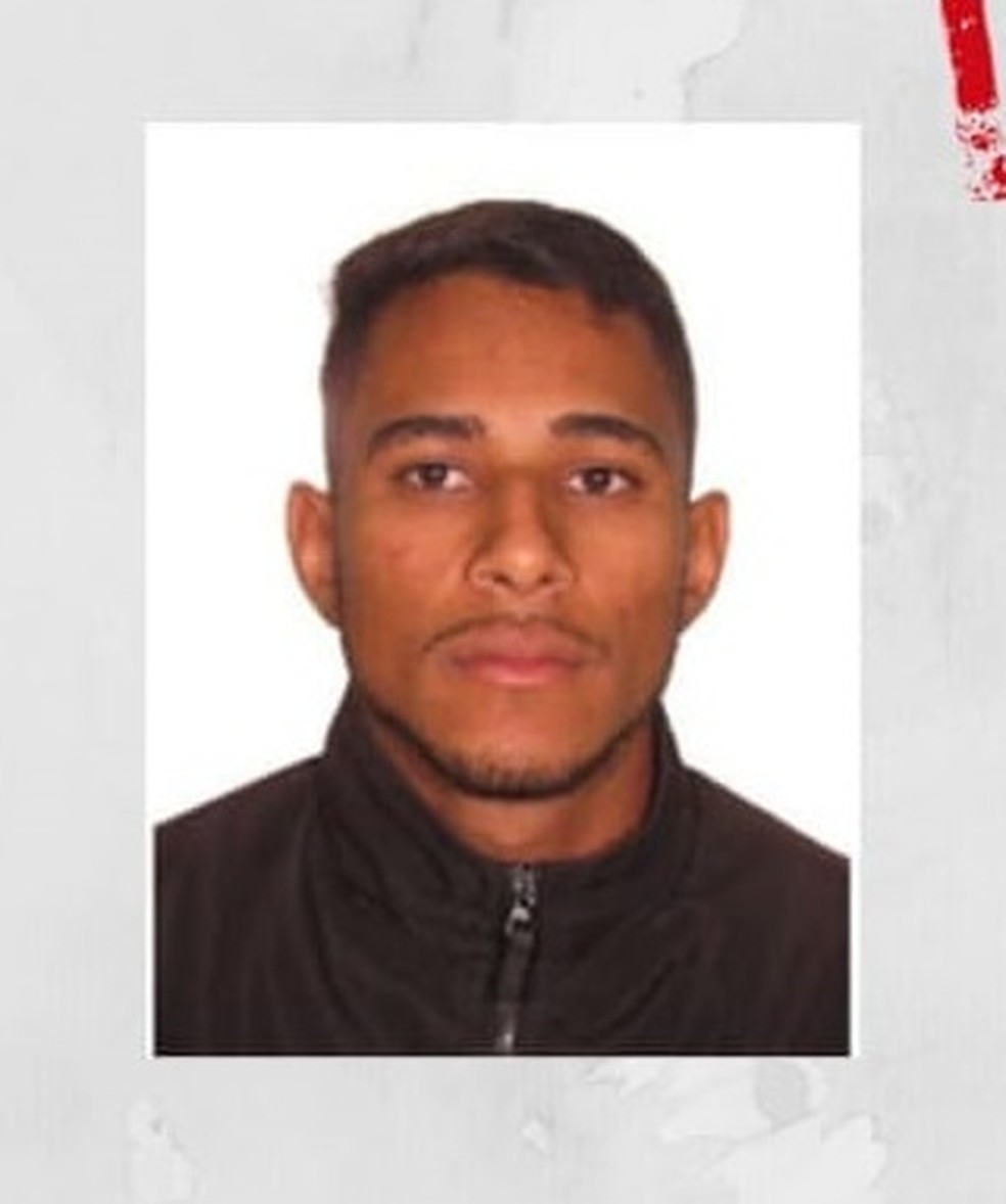 Natanael Pereira Barros, de 19 anos é considerado foragido pela Polícia Civil do DF — Foto: Polícia Civil/Divulgação 
