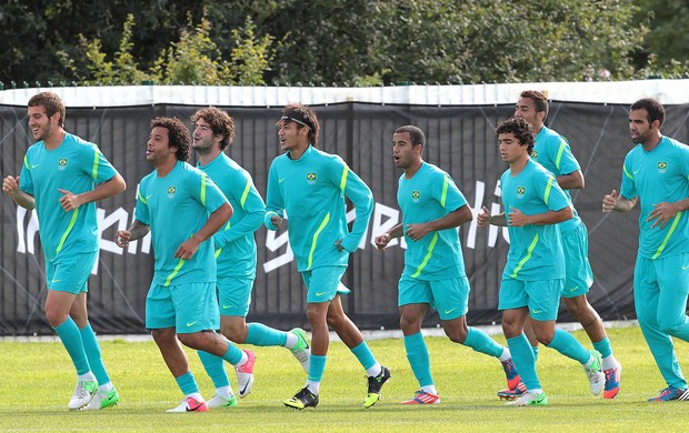 Treino da Seleção Brasileira, Marcelo, Neymar, Rafael (Foto: Rafael Ribeiro / CBF.com)
