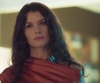 Alinne Moraes como Bárbara em cena de 'Um lugar ao Sol' | Reprodução