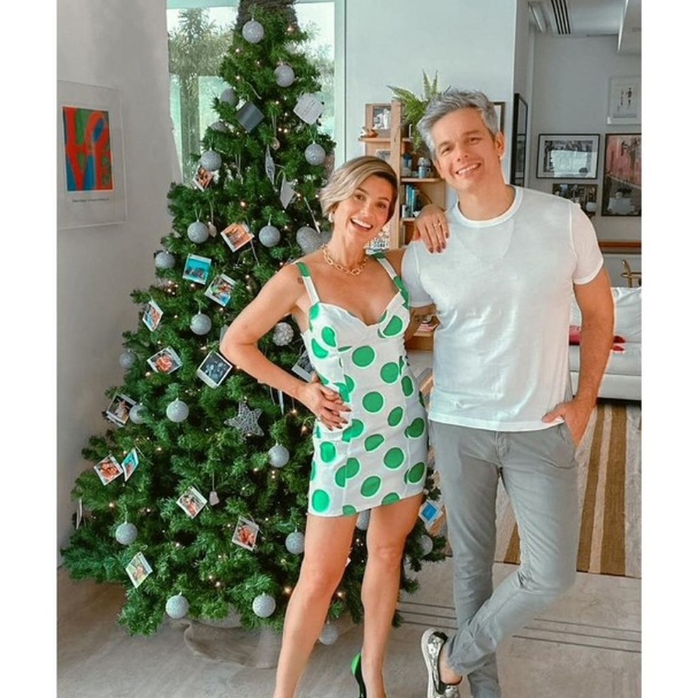 Otaviano Costa mostra árvore de Natal da família | Celebridades | Glamour