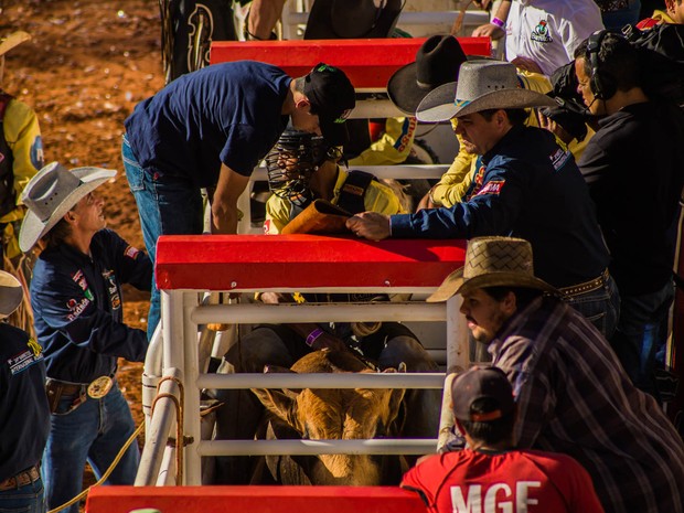 Homenagem ao Peão de Rodeios Alex Júnior da Silva