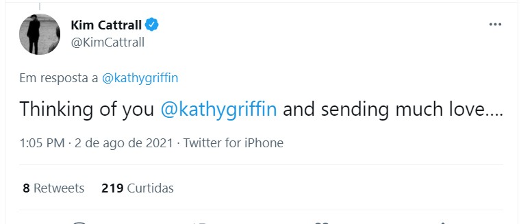 Diversas celebridades demonstraram seu apoio a Kathy Griffin após ela revelar seu diagnóstico de câncer (Foto: Reprodução / Twitter)