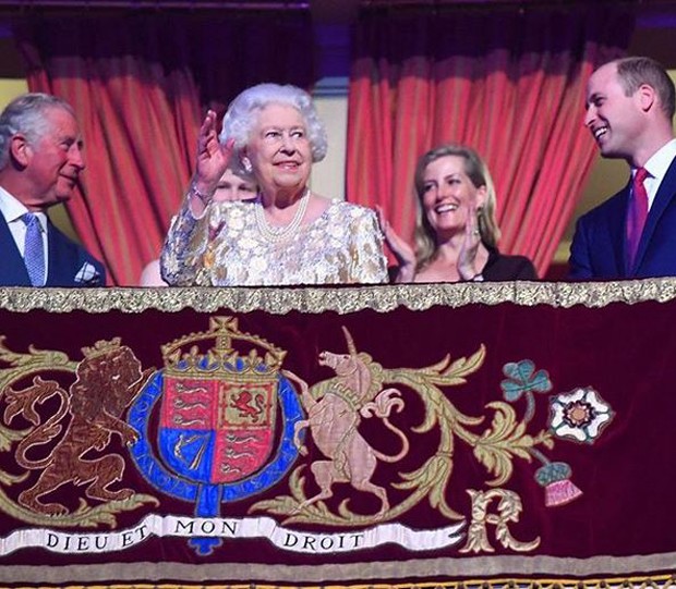 Rainha Elizabeth II comemorando o seu aniversário de 92 anos (Foto: Reprodução/Instagram)