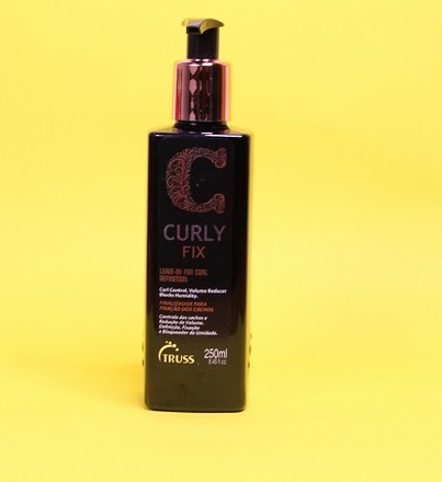 Ativador de cacho, leave-in: os melhores produtos para cabelo cacheado -  Revista Marie Claire