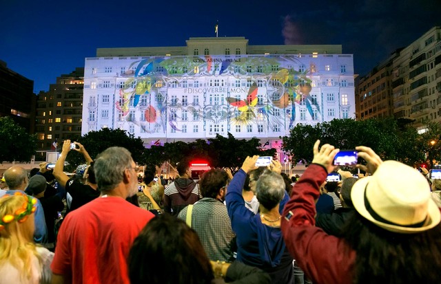 Fachada artsy do Copacabana Palace (Foto: Divulgação)