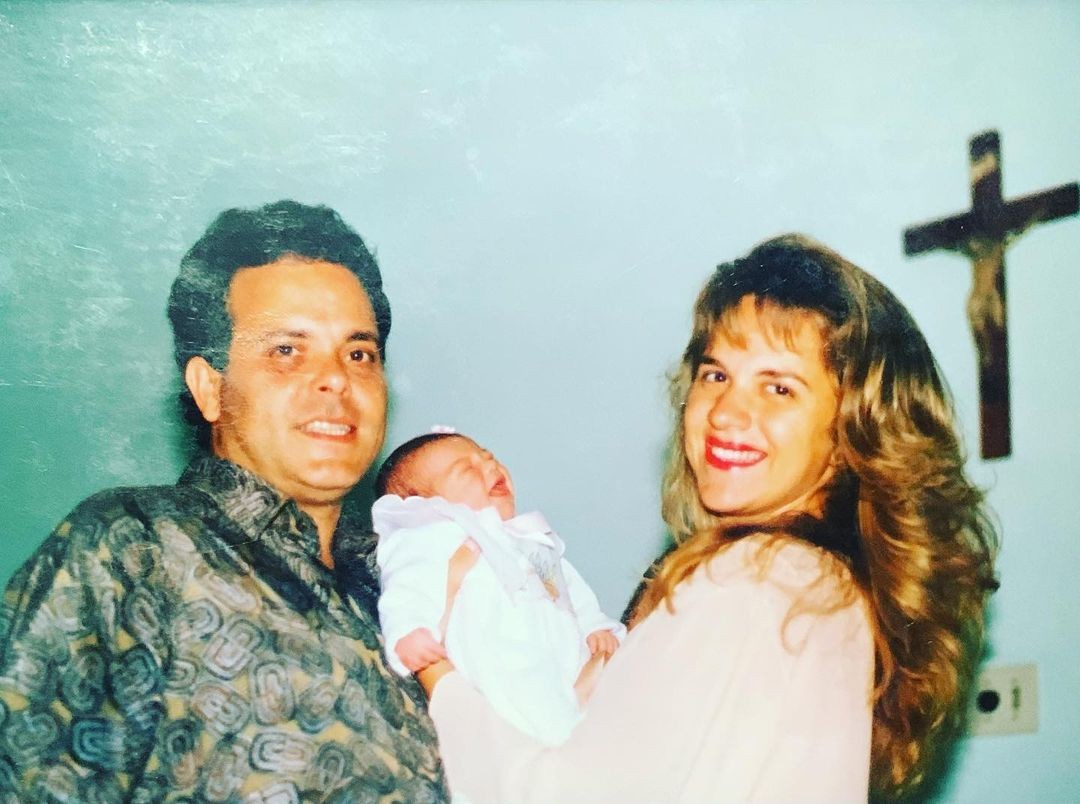 Fernando Vanucci e Marinara Costa com a filha, Julia (Foto: Reprodução/Instagram)