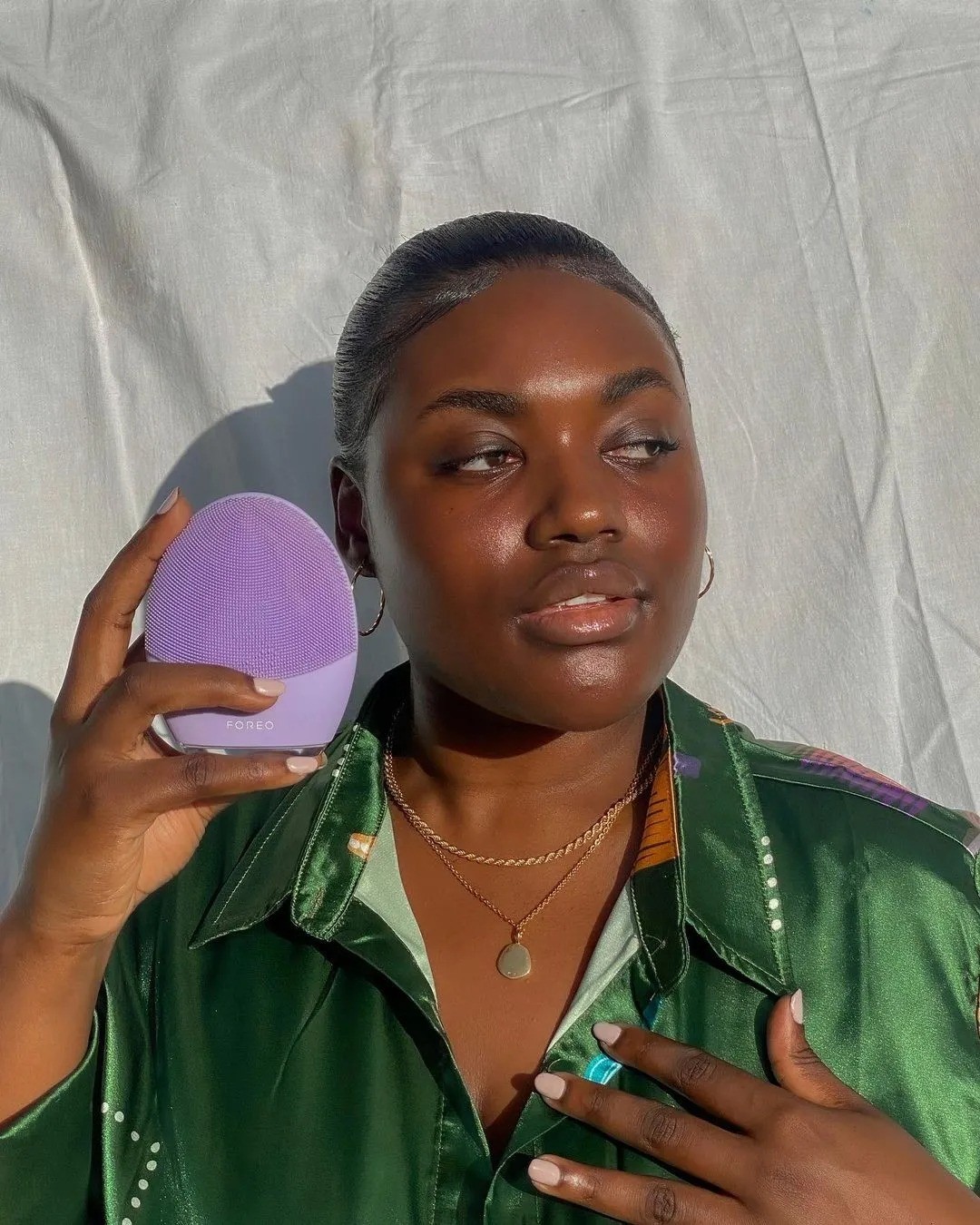 Escova facial elétrica: 5 modelos para turbinar seu skincare (Foto: Reprodução/ @glowy_chronicles)
