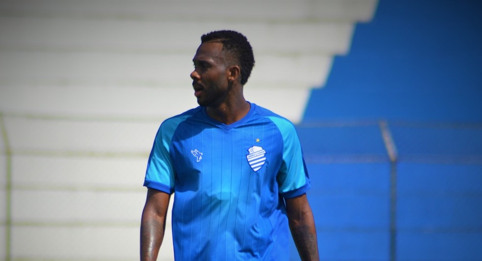 Igor Fernandes continua vetado pelo DM do CSA — Foto: Augusto Oliveira/ASCOM CSA