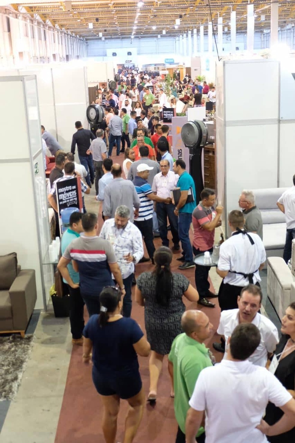 2ª Mostra de Móveis de Ubá conta com a presença de milhares de lojistas de todo país — Foto: Servando Lopes/Divulgação